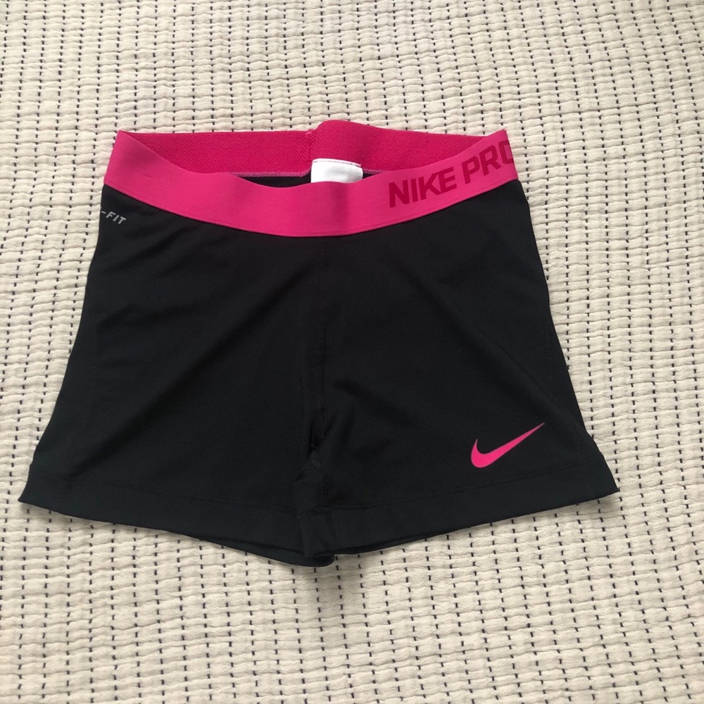 Women’s Nike Pro
